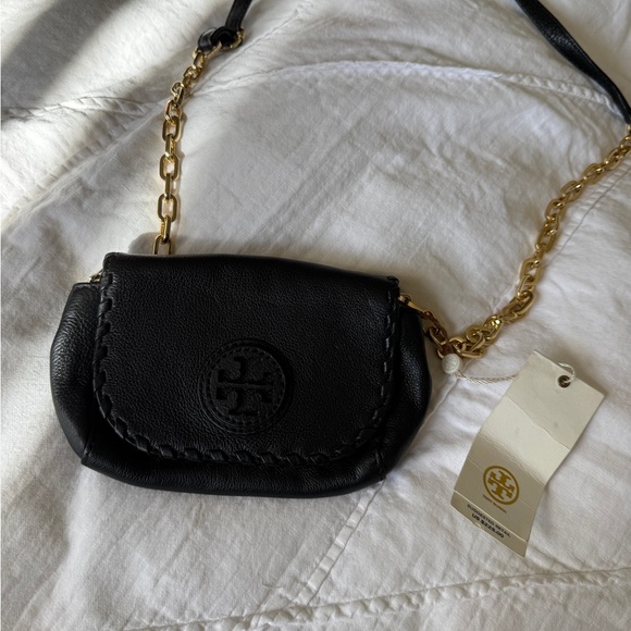 Tory Burch Black and Gold Crossbody Bag with Chain Strap - Picture 3 of 15